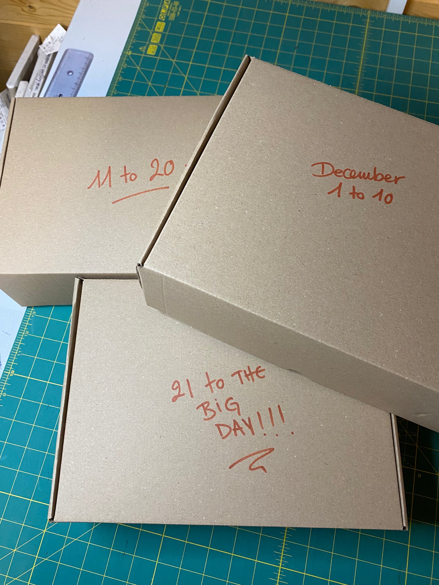 ADVENT CALENDAR - 25 days of fabric