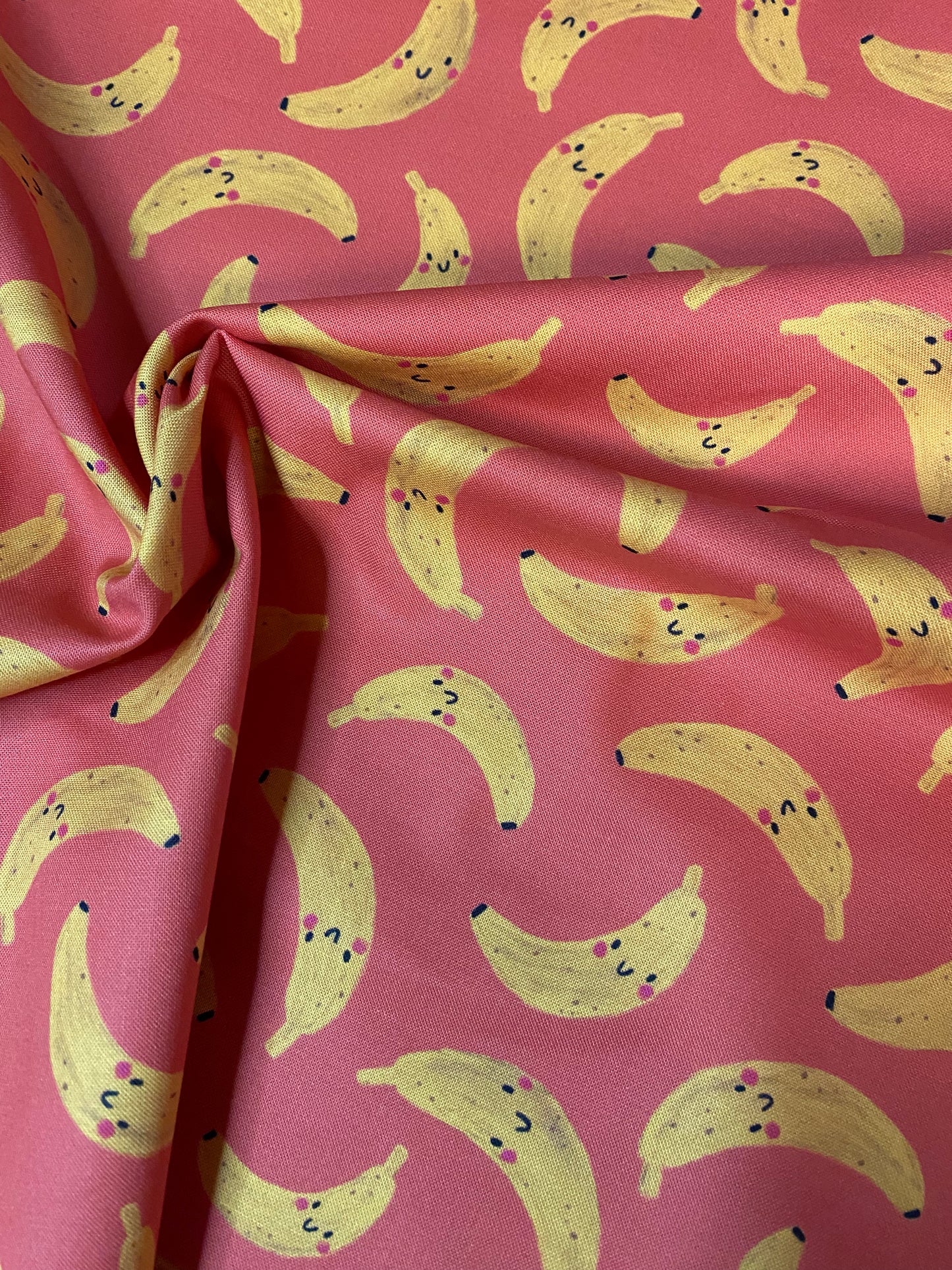 Dashwood Studio - Happy Fruit - Bananas