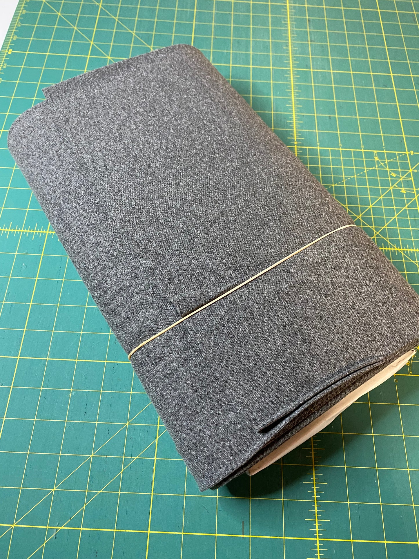 Jersey tube - tubular fabric - ribbing - cuffing fabric - mid grey