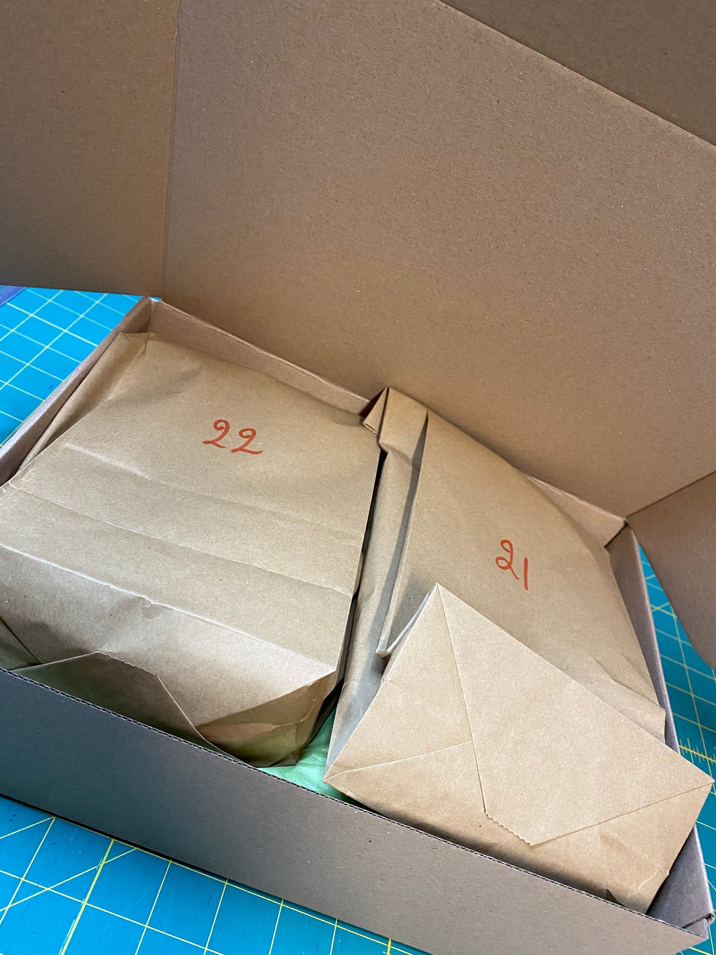 ADVENT CALENDAR - 25 days of fabric