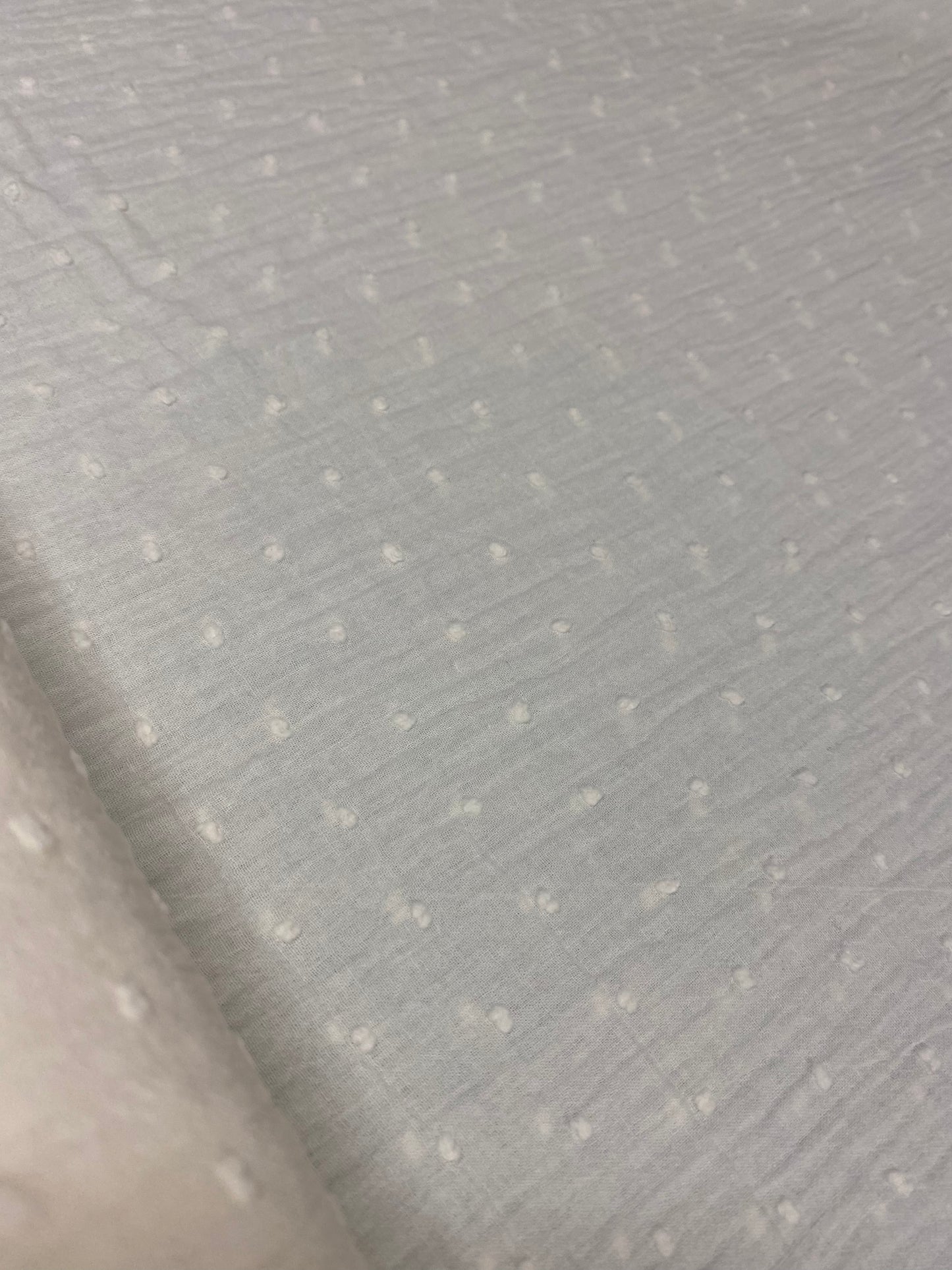 Dobby Spot cotton - cream