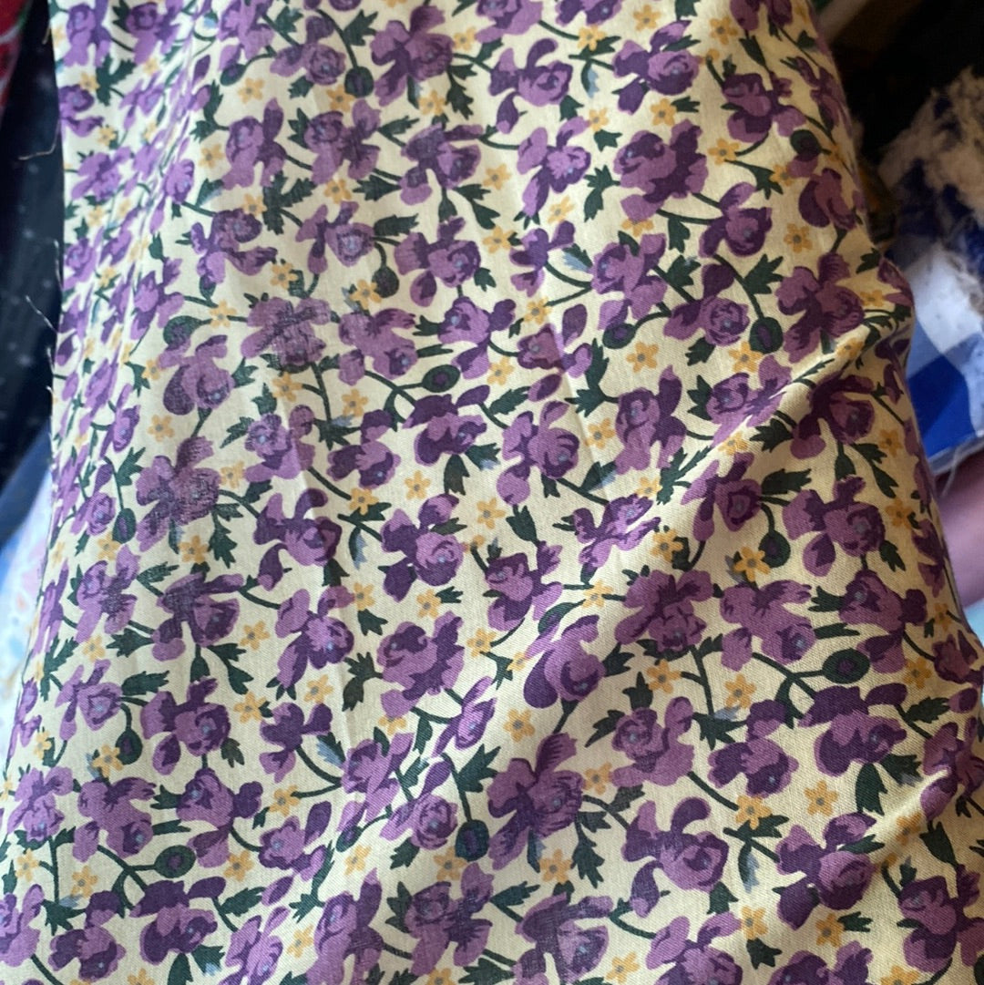Cotton lawn - Ditsy floral leaves - purple
