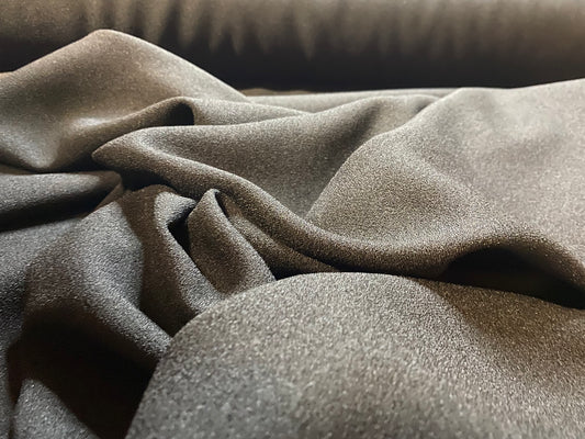 Crepe - Plain black (thick and drapey)