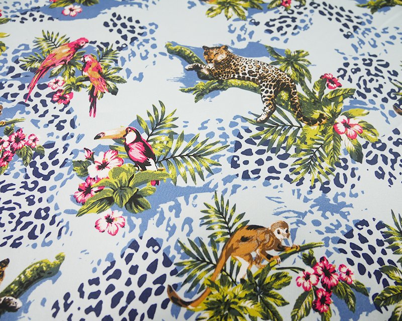 Cotton Satin stretch - Monkey parrot leopard