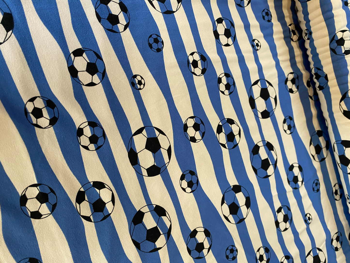 Single Jersey - Footballs stripes - Blue 1m piece