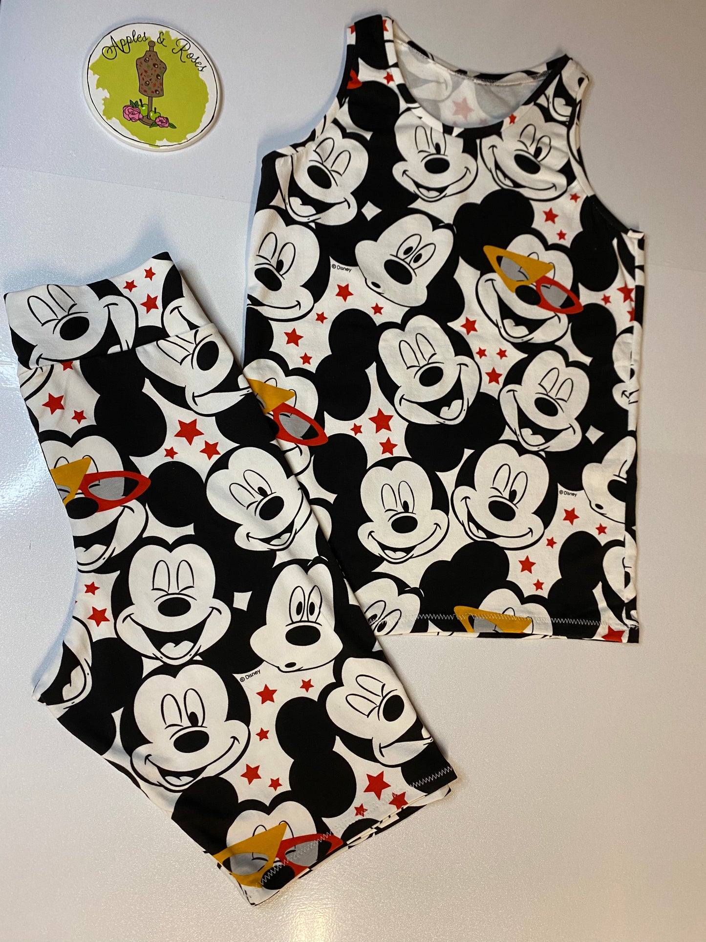 Single Jersey - licensed - Mickey Mouse laugh on white