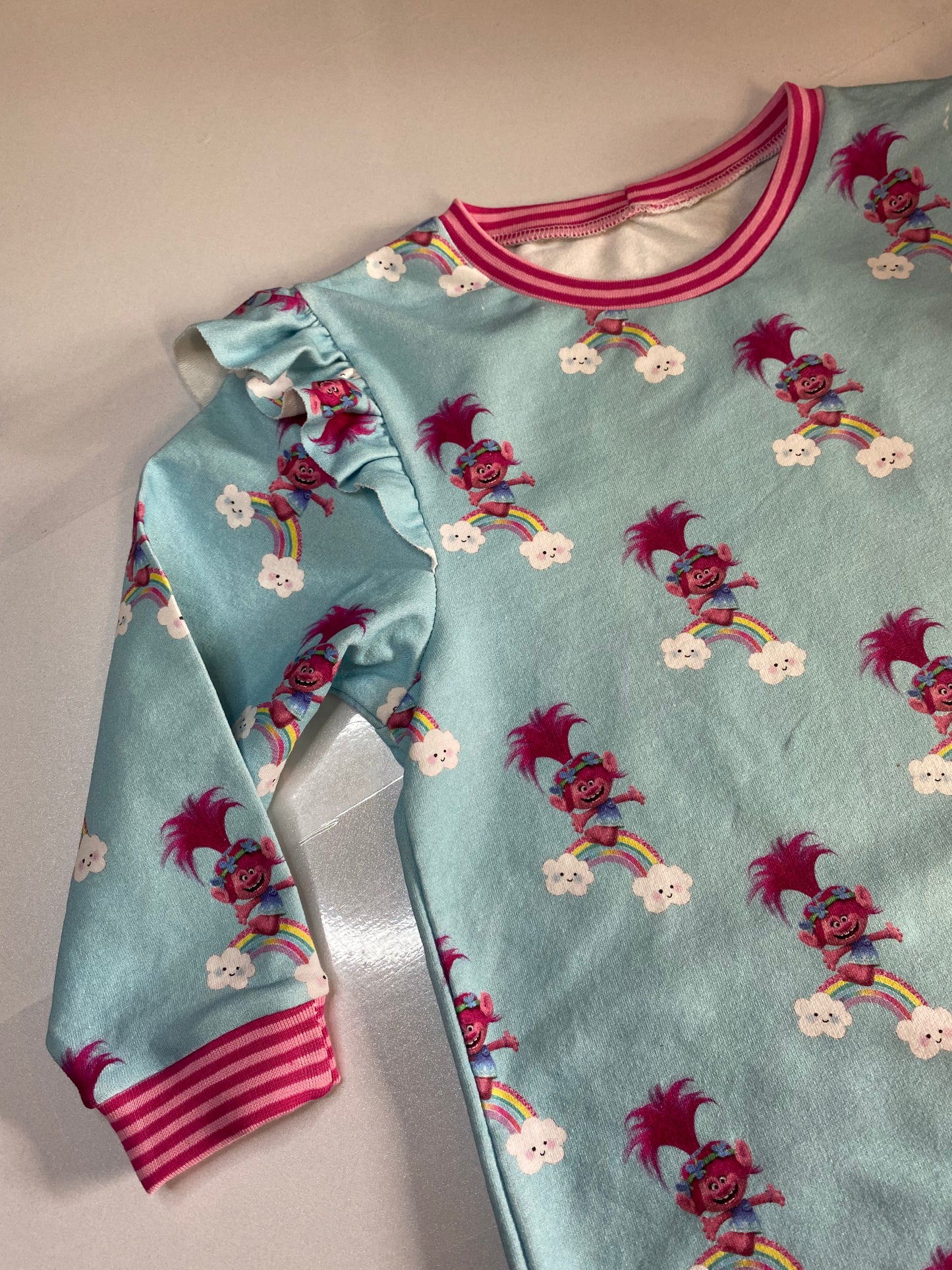 French terry Jersey - Trolls poppy