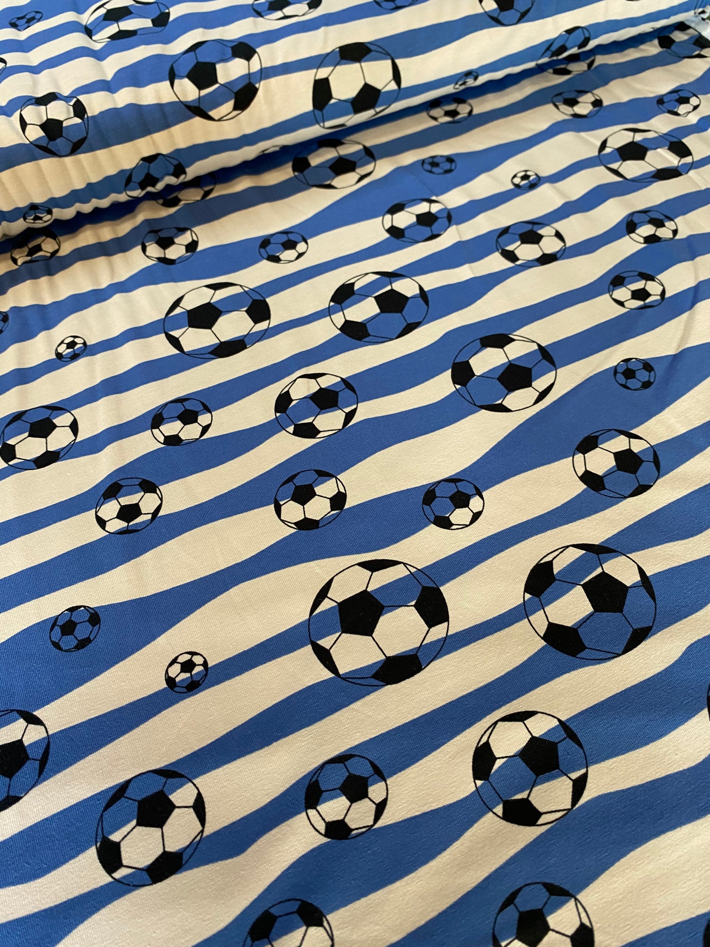 Single Jersey - Footballs stripes - Blue 1m piece