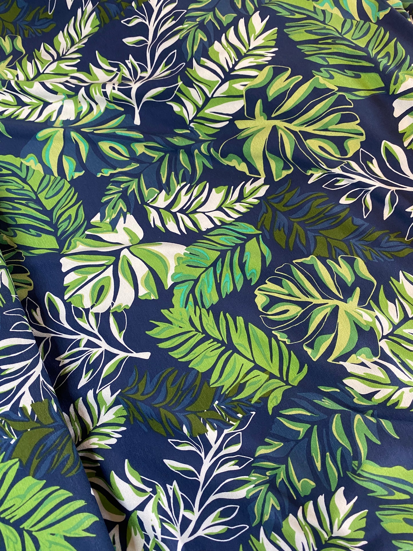 Jersey - viscose Lycra - green leaves