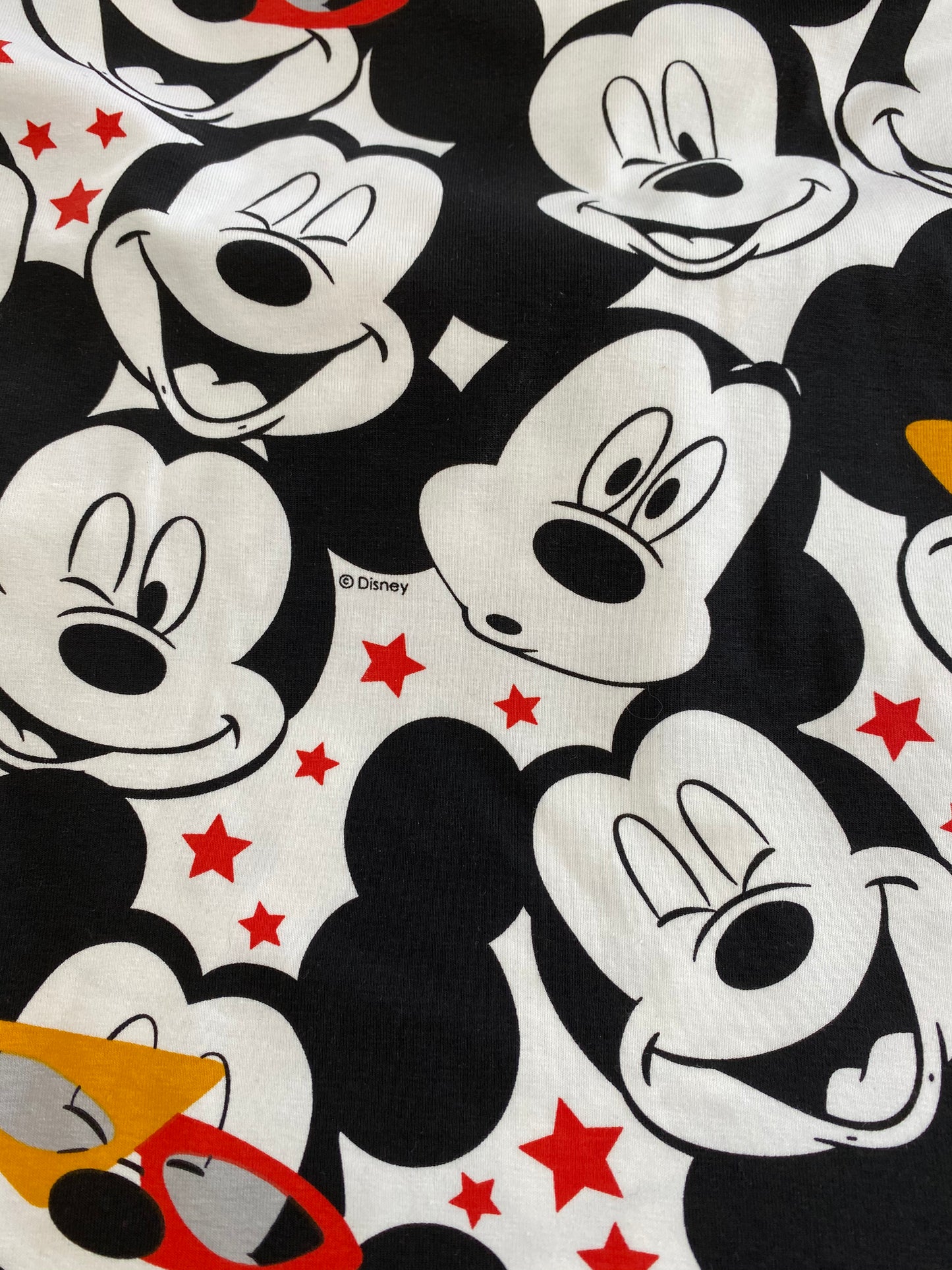 Single Jersey - licensed - Mickey Mouse laugh on white